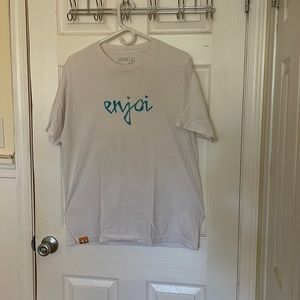 Enjoi white large t-shirt with original logo.